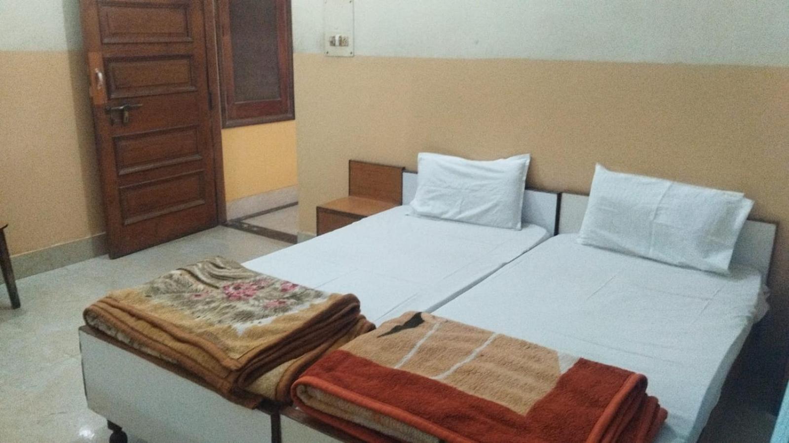 G.M. Guest House, Varanasi